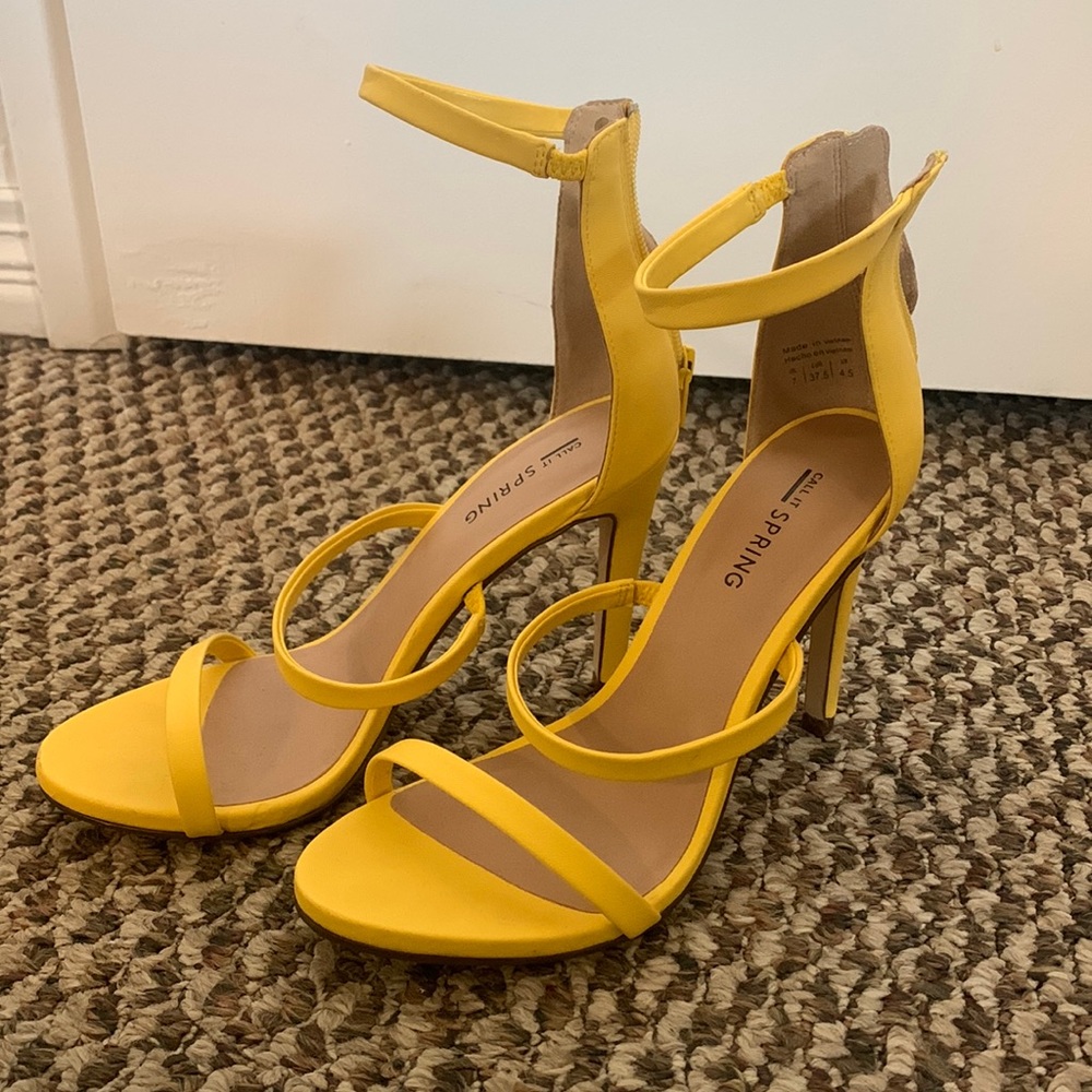 Call it Spring Yellow Heels